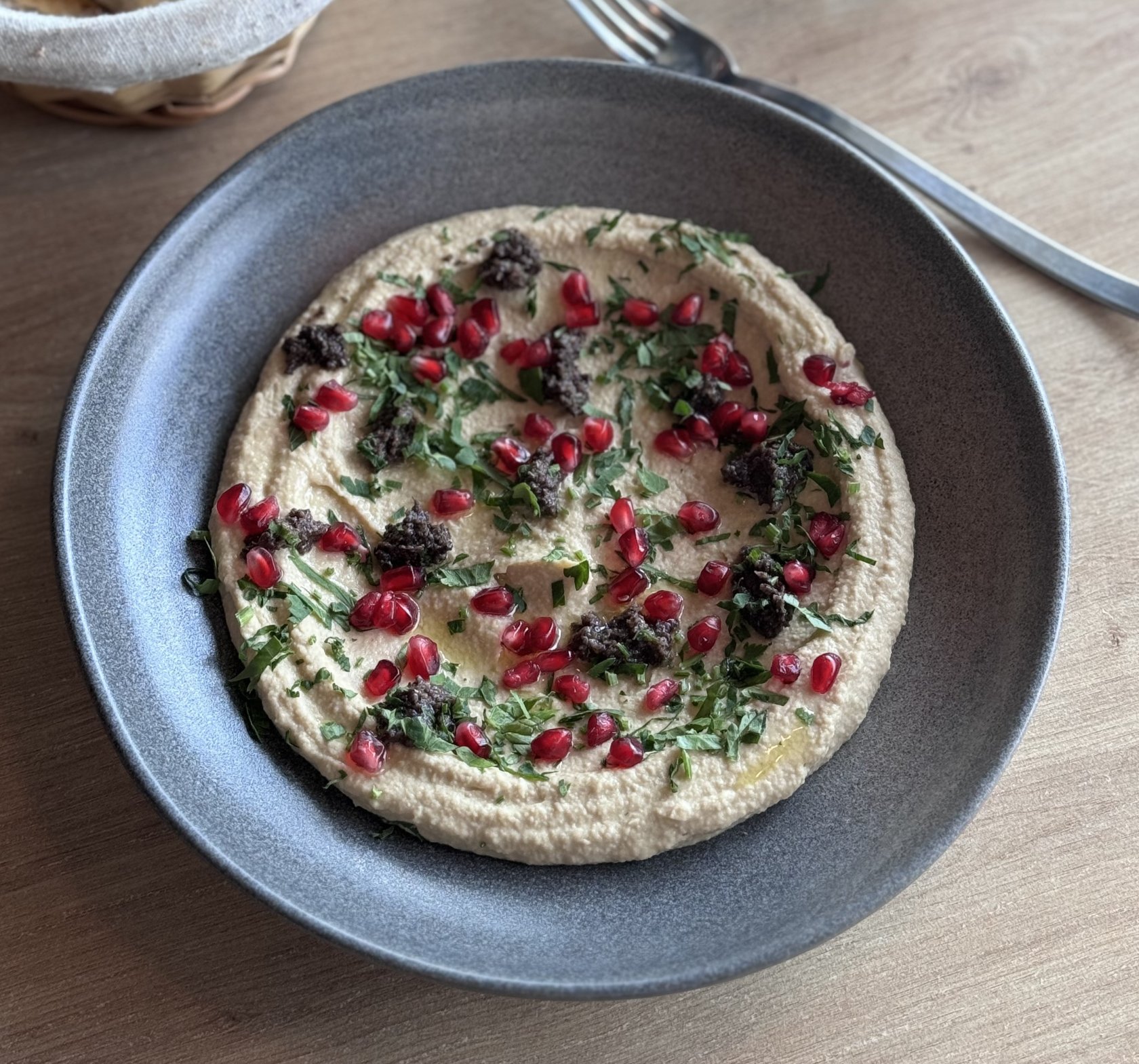 Hummus cu trufe si foccacia ( 260 g )