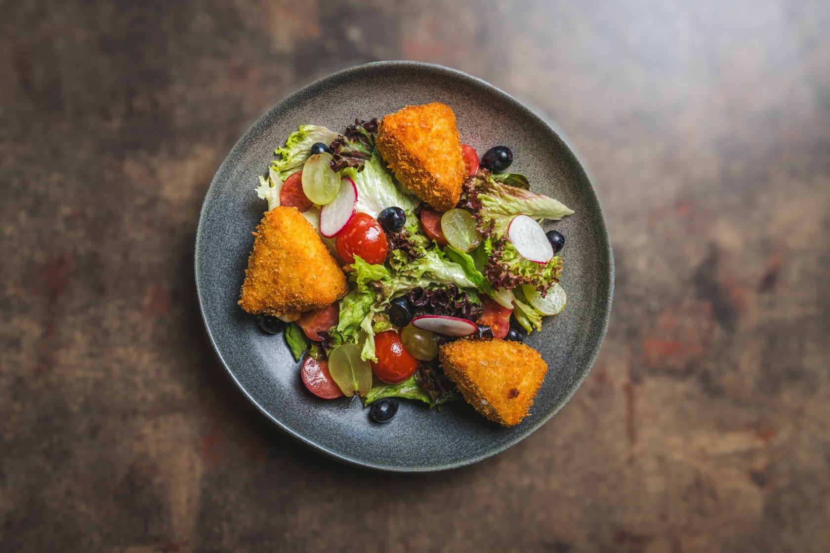 Bread Brie salad cu struguri si rosii cherry ( 320 g )