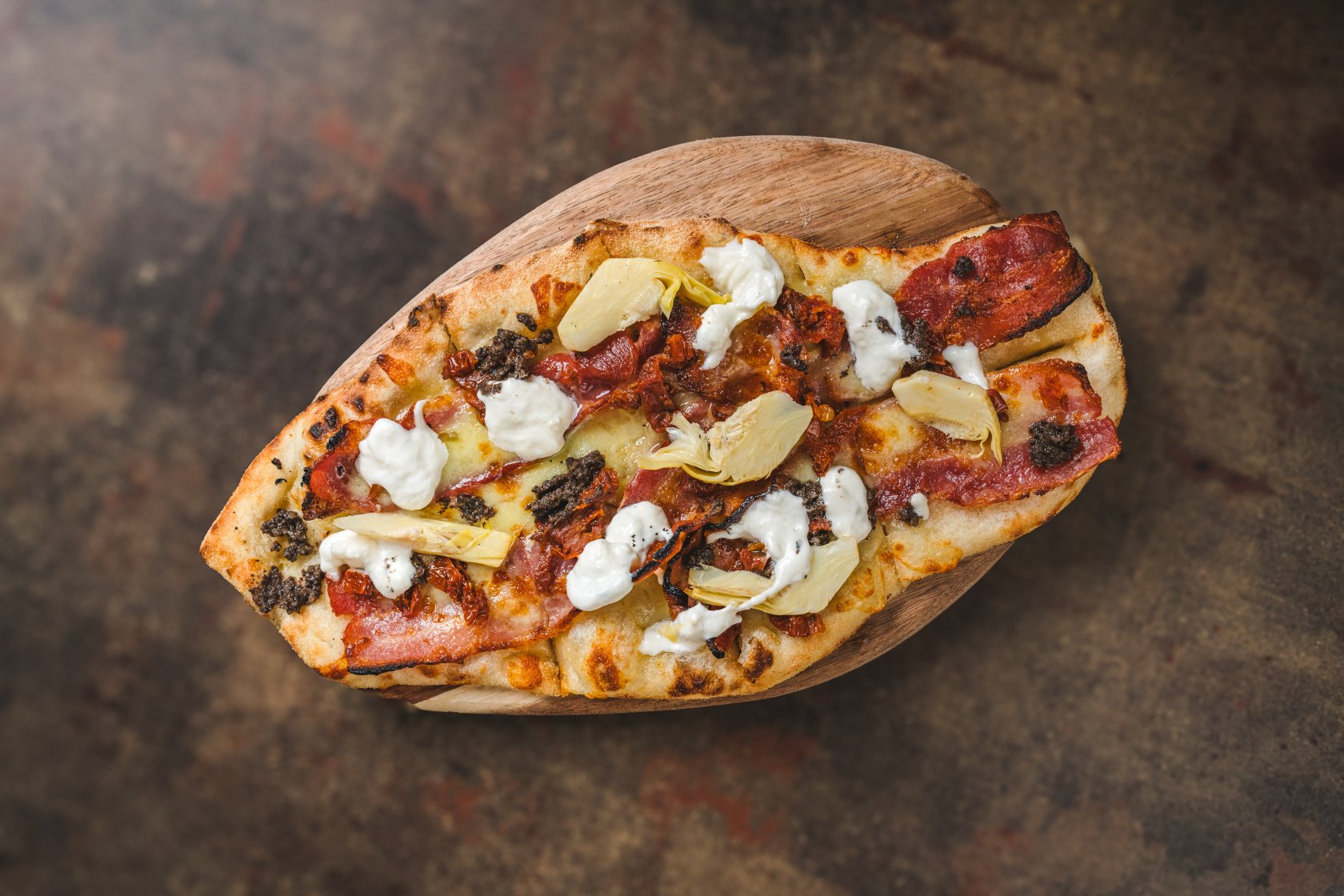 Truffle Pizzeti with bacon, carciofi and mozzarela ( 320 g )