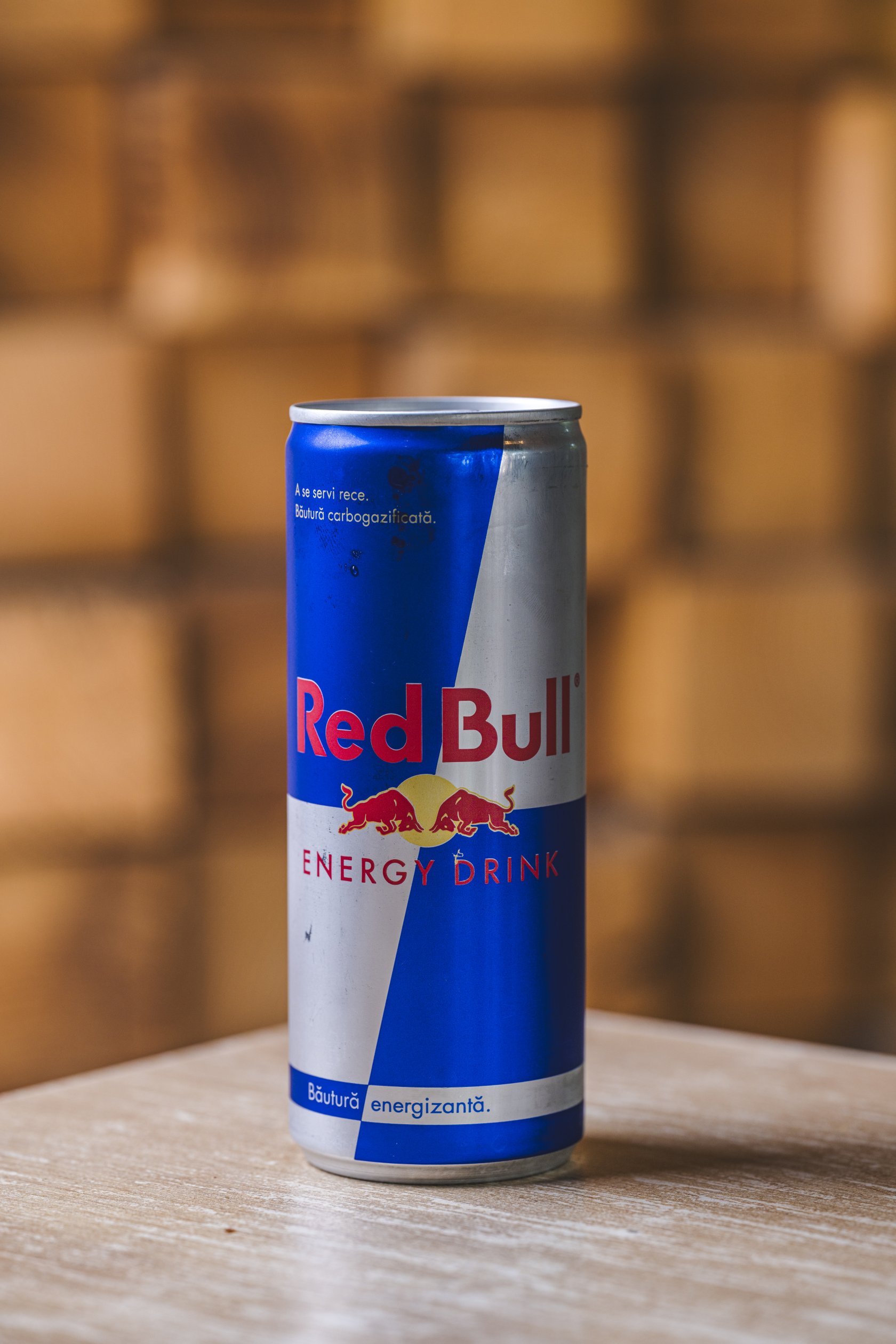 Red bull ( 250 ml )