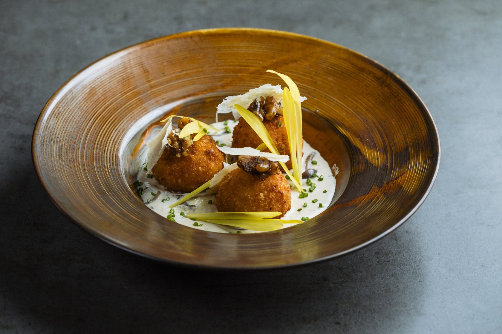 Arancini cu sos de ciuperci