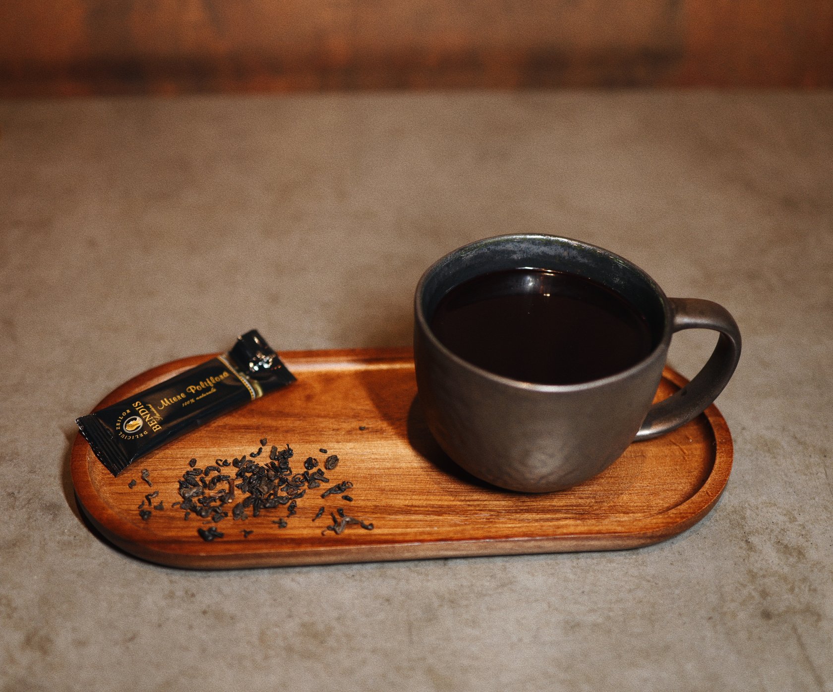 Negru cu vanilie ( 250 ml )