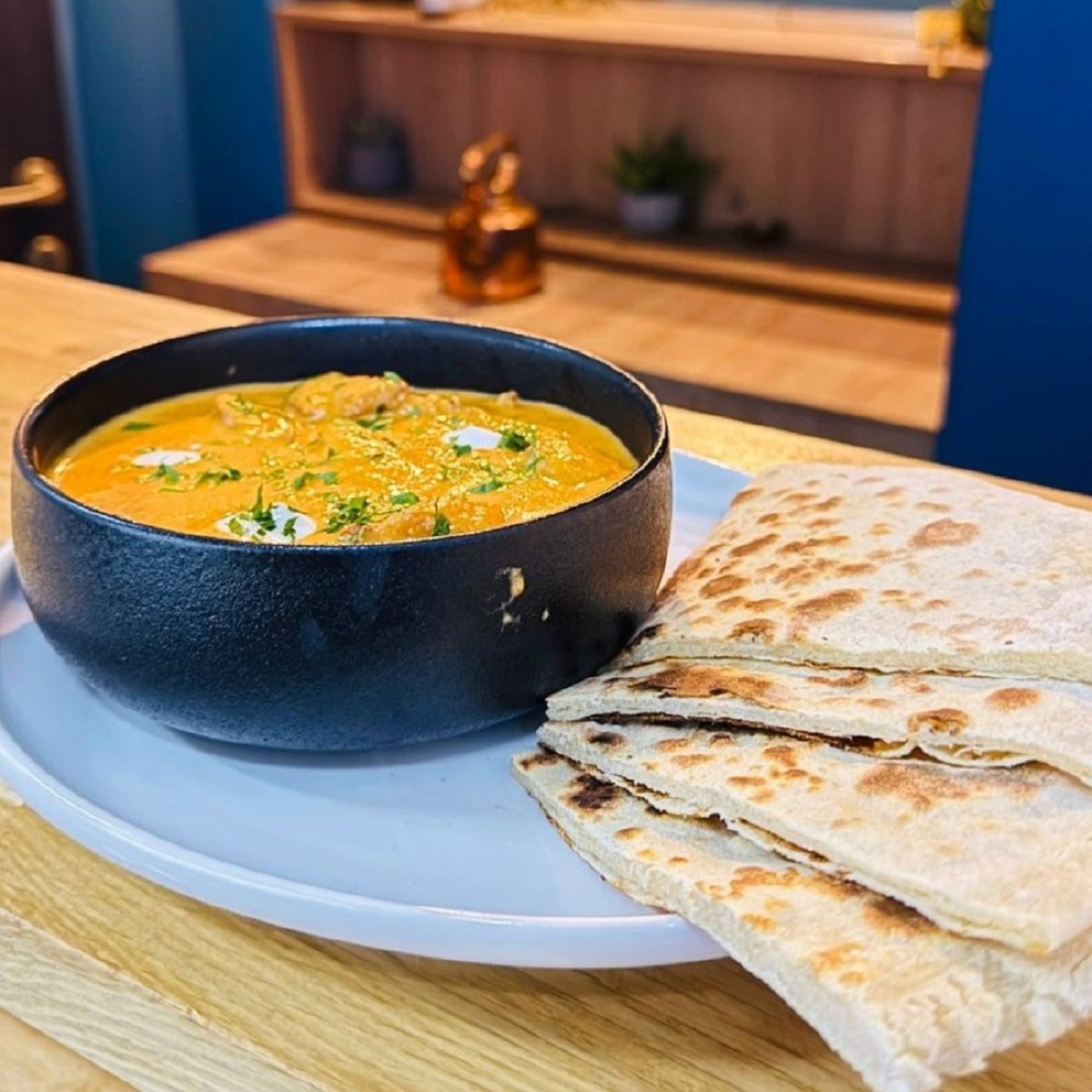 Butter Chicken Cu Naan 450g