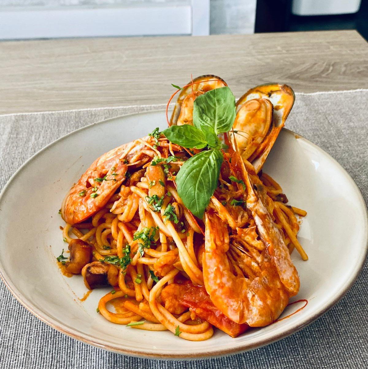 Spaghetti cu fructe de mare 320g