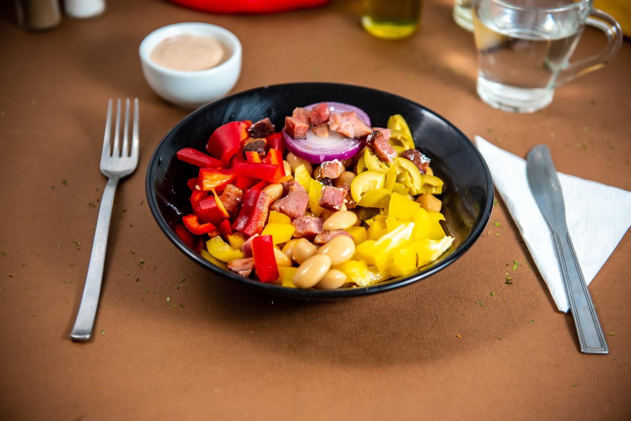 Bacon and beans salad