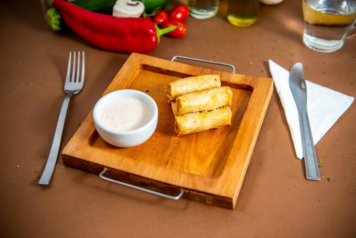 Mini vegetable spring rolls