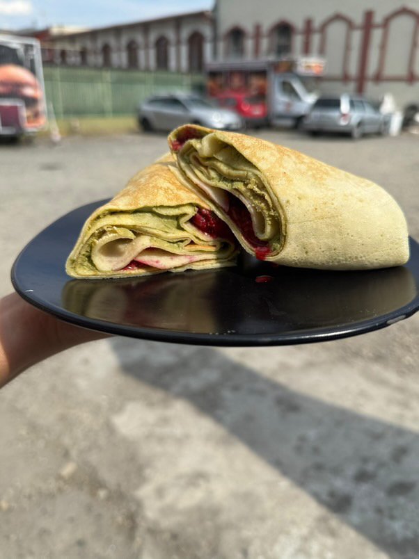 Macha &Berries pancake