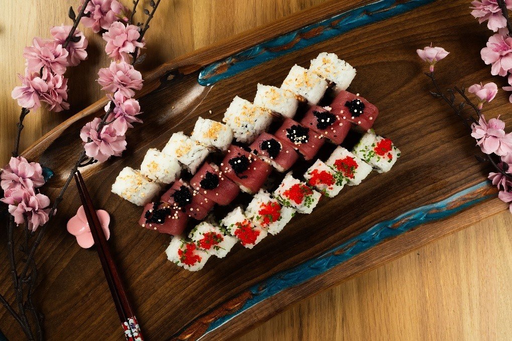 Omakase Roll