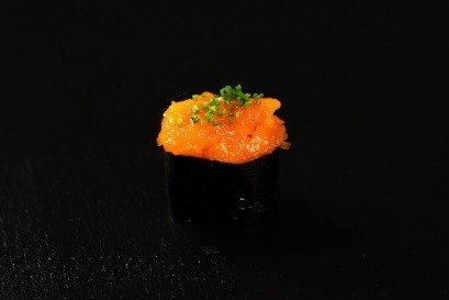 Nigiri Somon picant//Spicy salmon